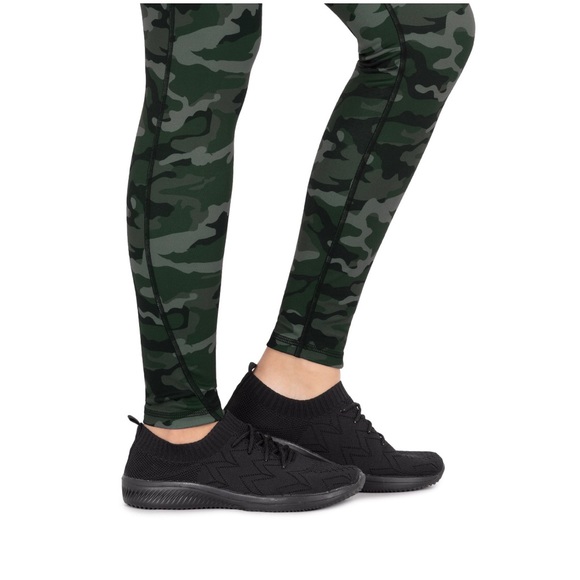 ATHLETIC WORKS Womens Leggings Size Medium 8-10 Camouflage NWOT - Picture 3 of 8